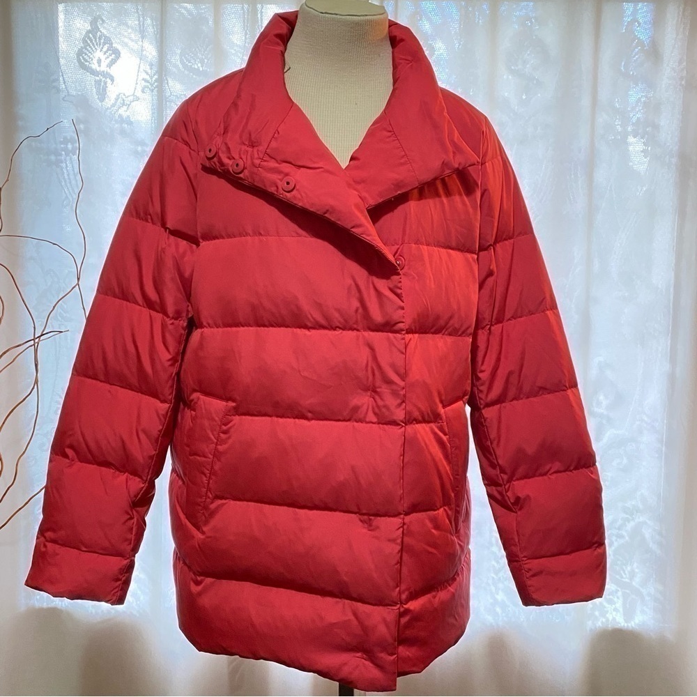 J. Jill Down Puffer coat in Carmine Red. Snap front closure Size Small - Picture 3 of 14